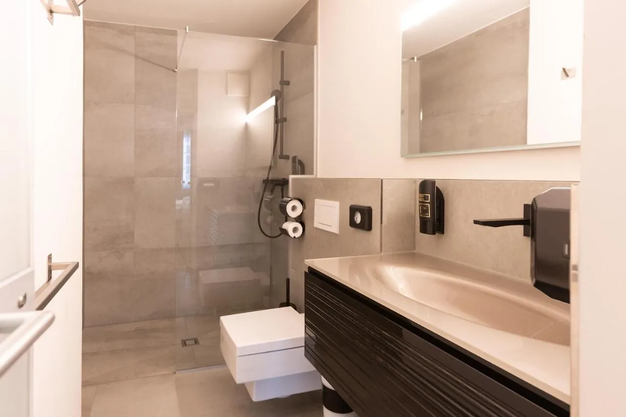 **** Hotel Boutiquehotel Am Dom Salzburg Austria